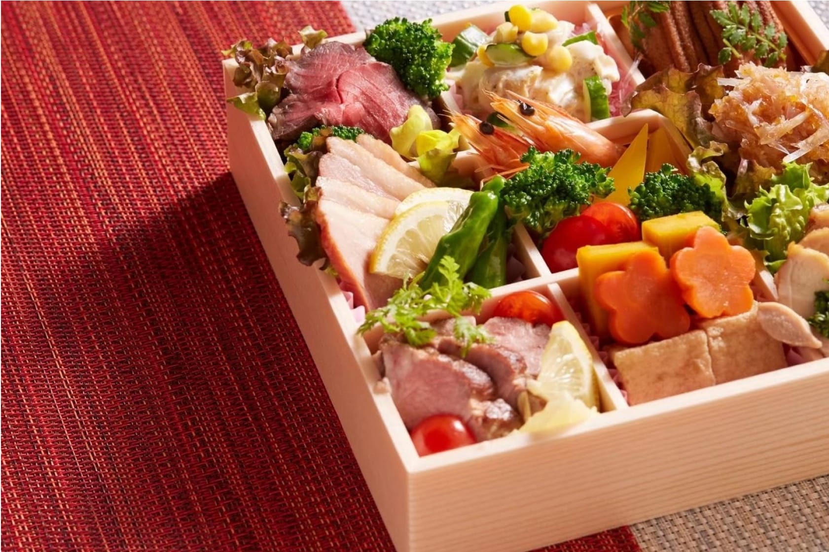 お祝い御膳の写真